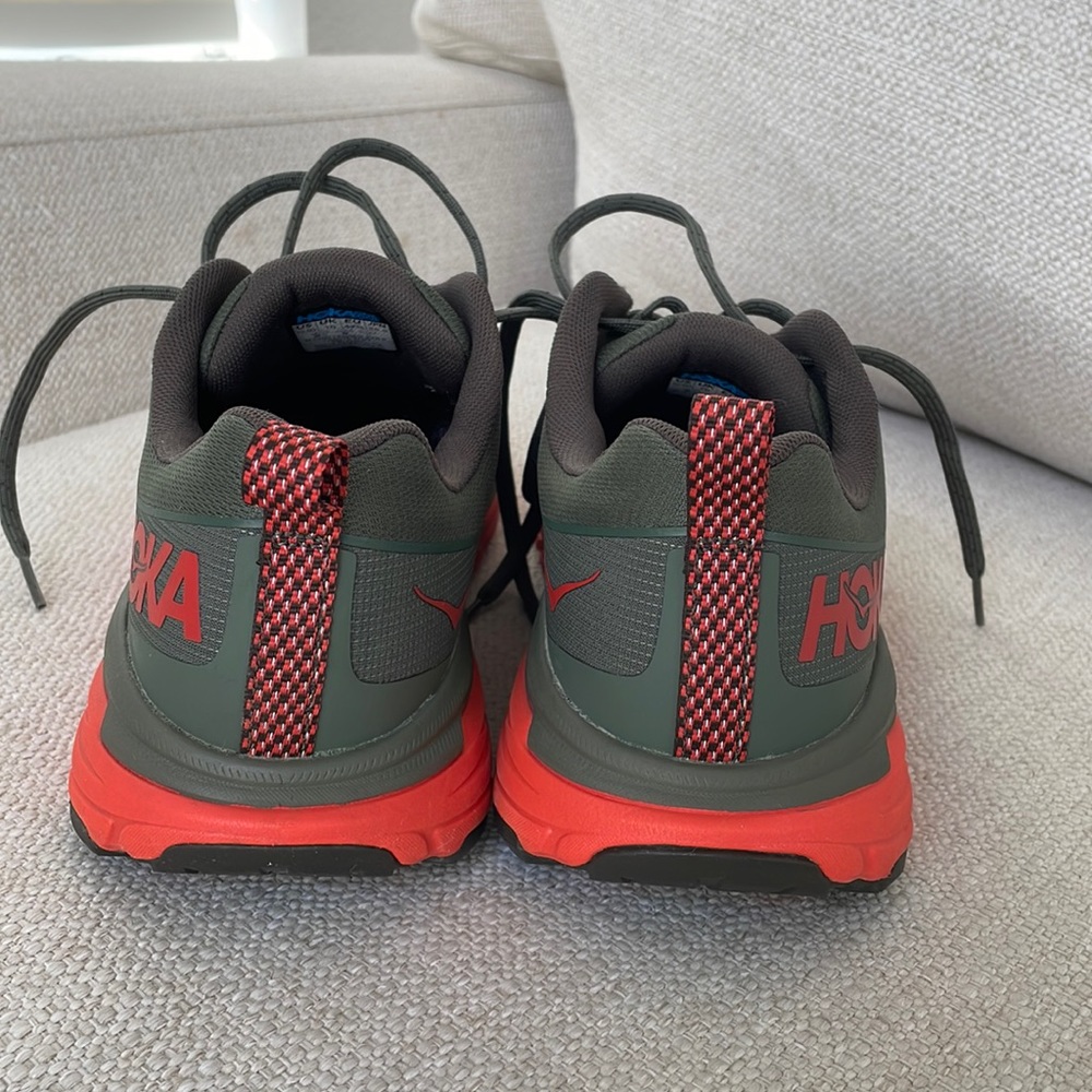 Hoka ATR 6